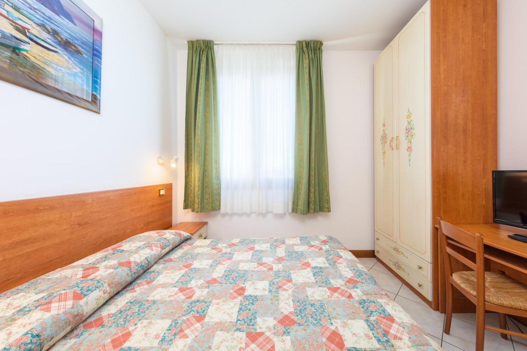 Hotel New Aurora Venice Маргера Екстериор снимка