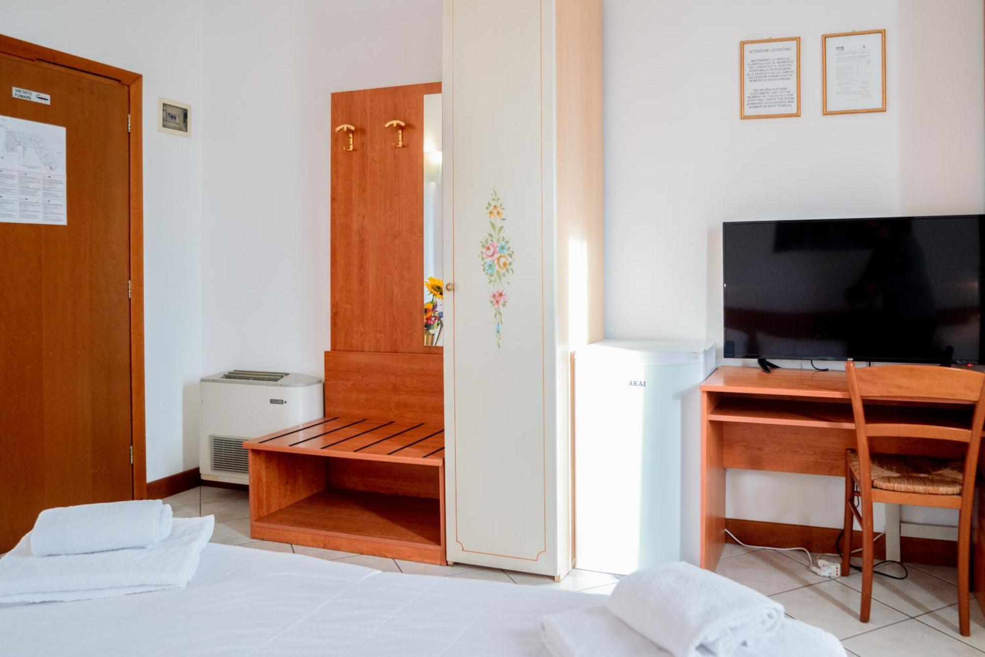 Hotel New Aurora Venice Маргера Екстериор снимка