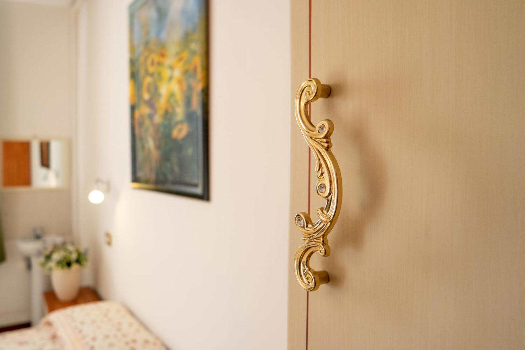 Hotel New Aurora Venice Маргера Екстериор снимка