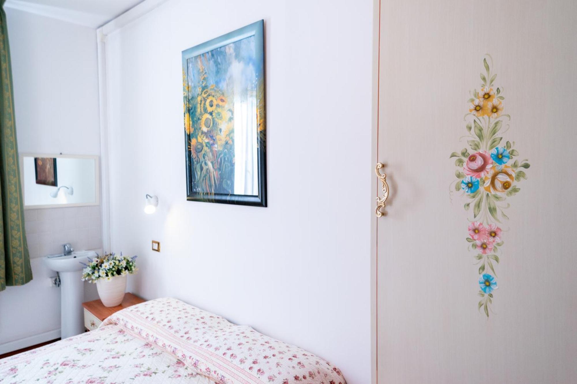 Hotel New Aurora Venice Маргера Екстериор снимка