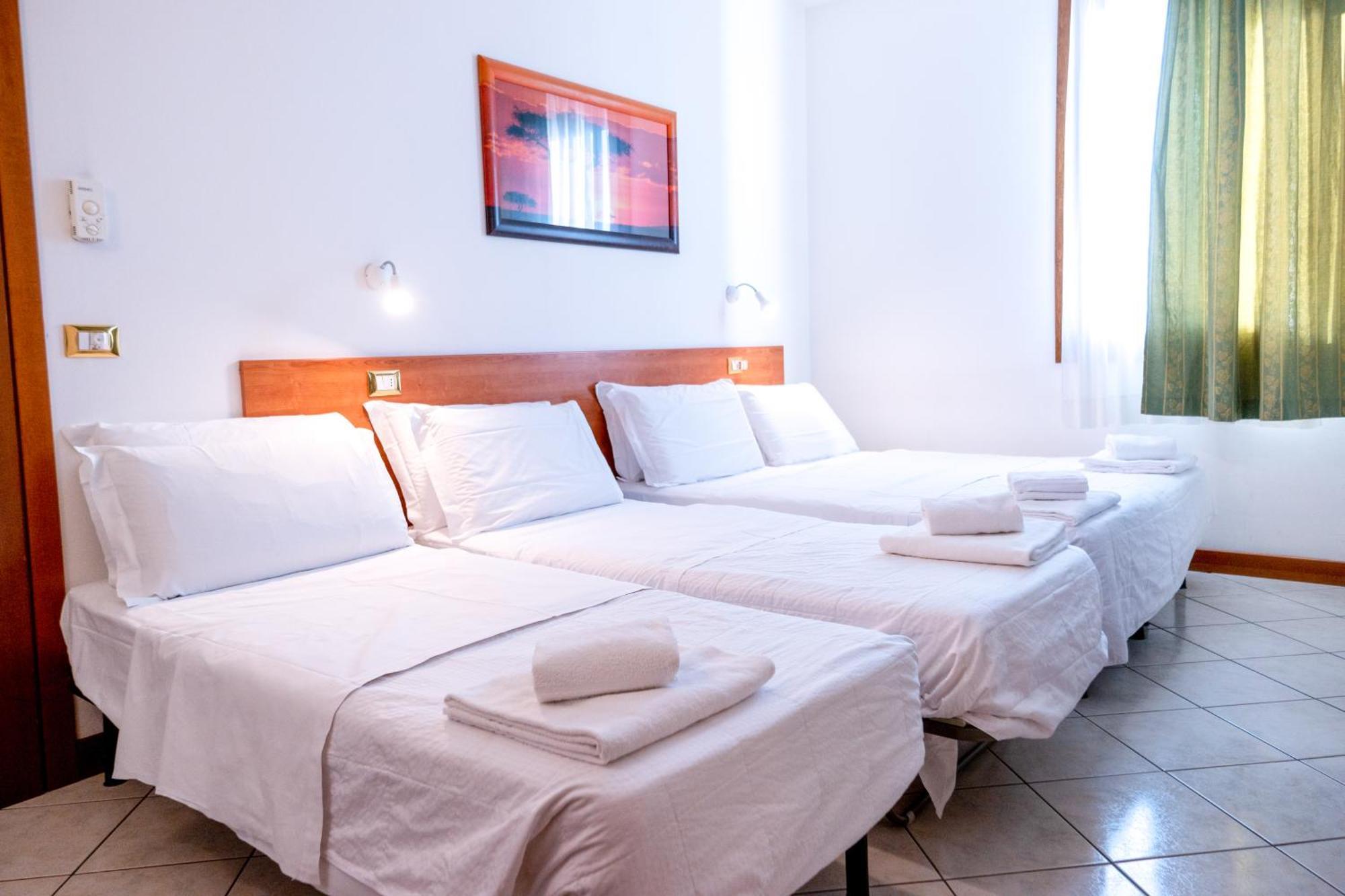 Hotel New Aurora Venice Маргера Екстериор снимка