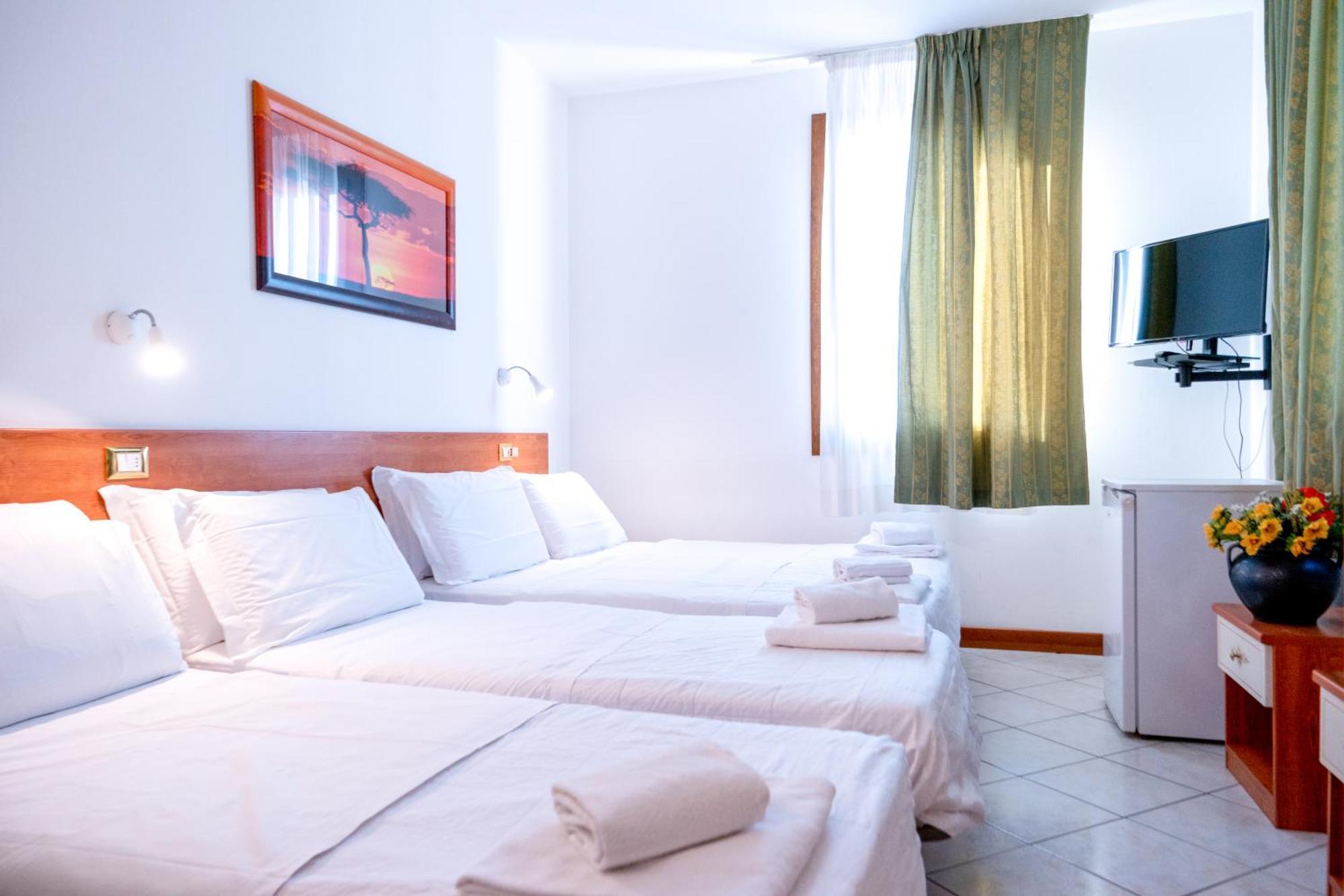 Hotel New Aurora Venice Маргера Екстериор снимка